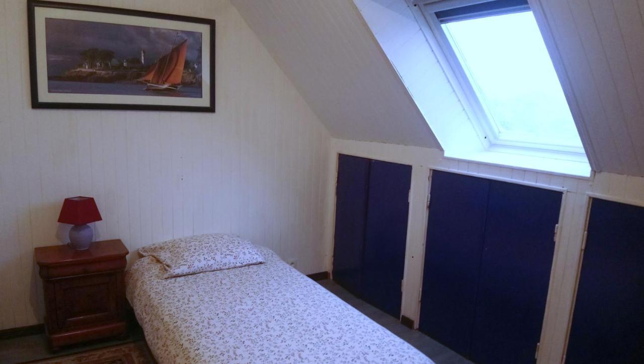 Chambre au calme et simple, cuisine a dispo Saint-Pol-de-Léon Esterno foto